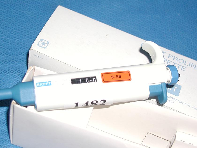 1482: Biohit 5 - 50 Micro Proline Pipettete, Pipettor, BioHit