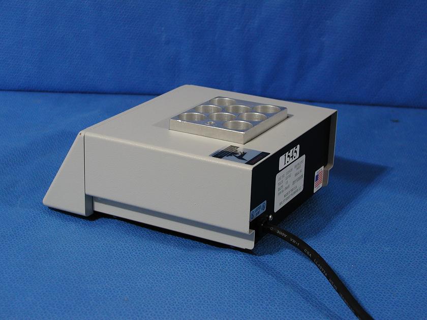 1545: VWR Digital Hot Block, Stirrer / Heater, VWR Scientific