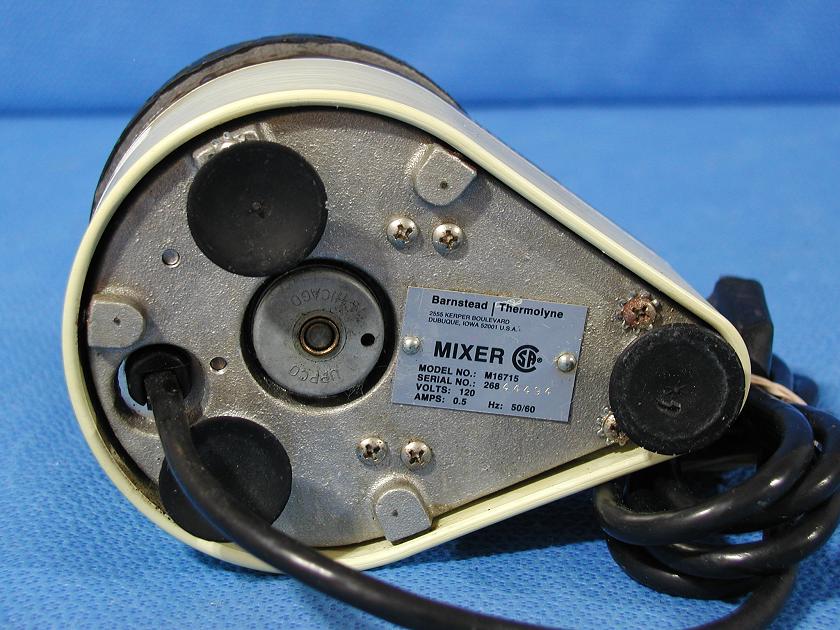 1584: Thermolyne M16700 Mixer, Shaker / Rotator / Mixer / Vortexer, Branstead  Thermolyne