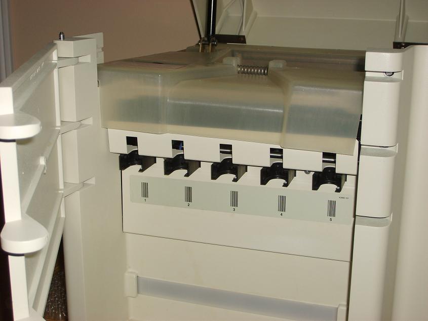 1205: Abbott Commander Parallel Processing Center, Immunoassay System, Abbott Laboratories