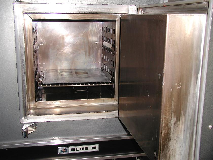 1652: Blue M Oven, Incubator / Oven, Blue M Electric