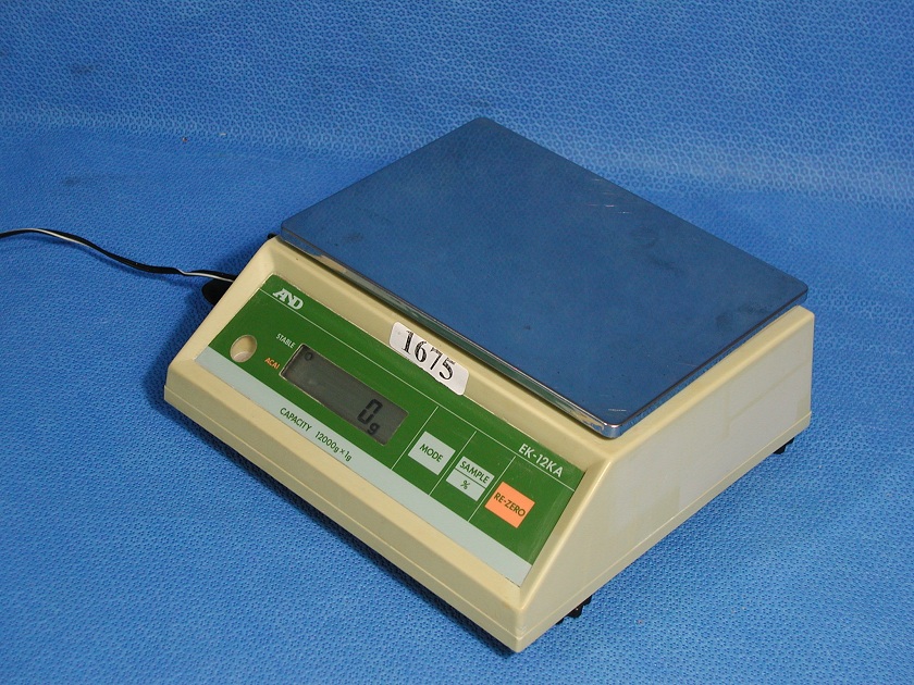 1675: AND EK - 12KA Balance, Scale / Balance, AD Co