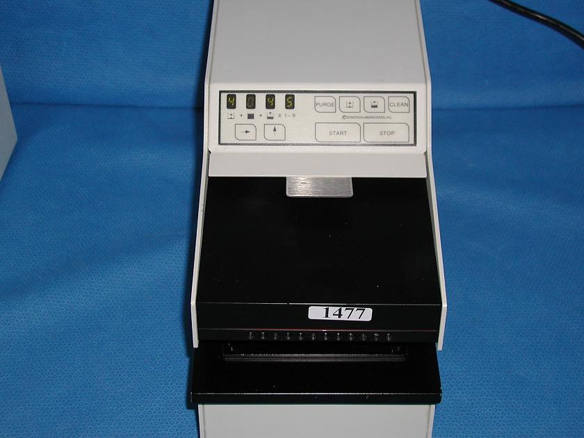 1477: DynaTech UltarWash II With Vacuum Pressure Unit, MicroPlate Reader / Washer, Dynatech Labs