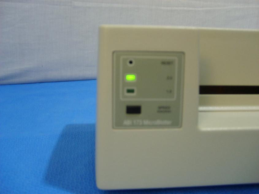 1098: ABI 173 MicroBlotter, HPLC / FPLC, Applied Biosystems