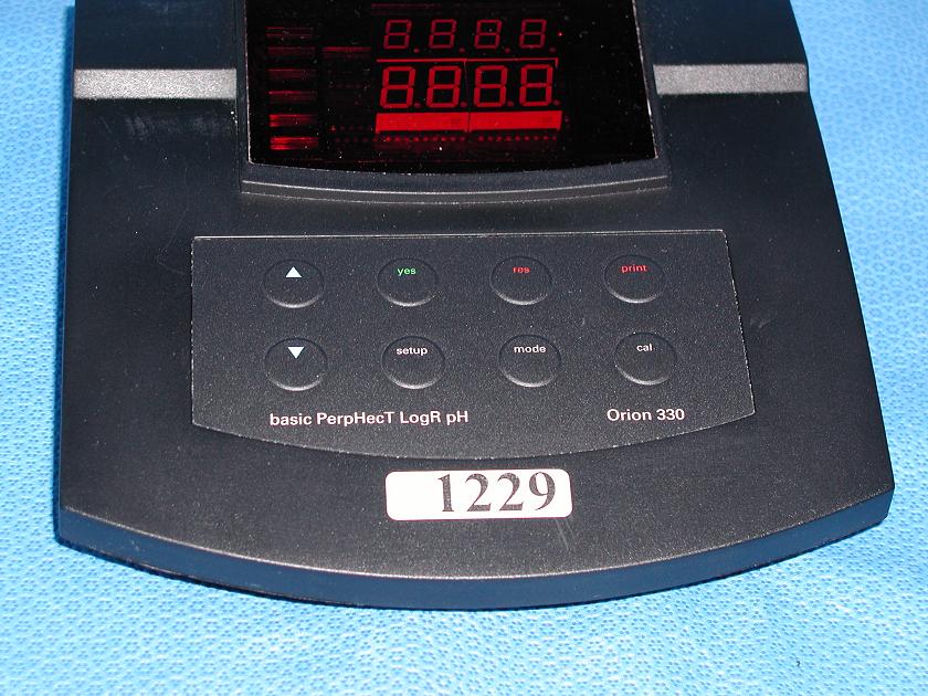1229: Thermo Orion PH-Meter, PH Meter / Conductivity Meters, Thermo Electron
