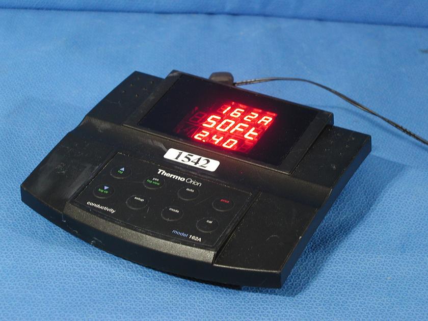 1542: Orion 162A Conductivity Meter, PH Meter / Conductivity Meters, Thermo Electron