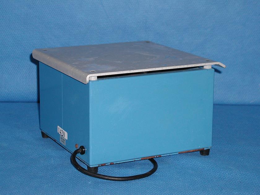 1420: Cole-Palmer Magnetic 9 x 9 Stirrer, Stirrer / Heater, ColeParmer