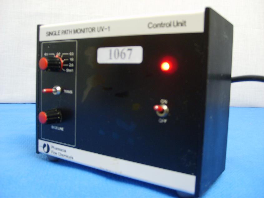 1067: Pharmacia Single Path Monitor UV-1, HPLC / FPLC, Pharmacia Fine Chemicals