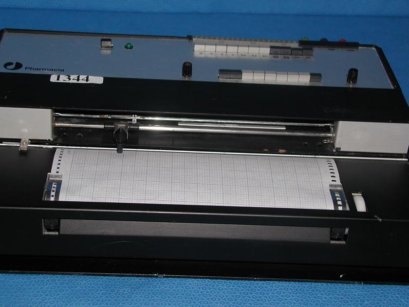 1344: Pharmacia Chart Recorder, Chart Recorder / Integrator / Printer, Pharmacia Fine Chemicals