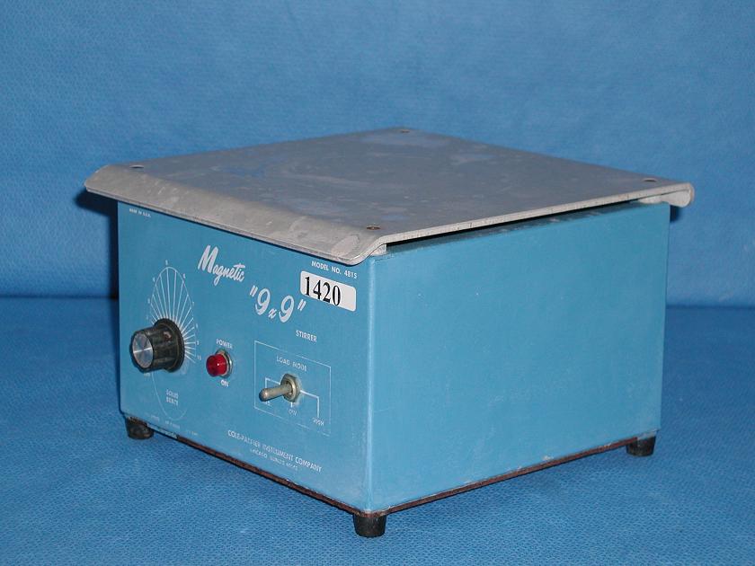 1420: Cole-Palmer Magnetic 9 x 9 Stirrer, Stirrer / Heater, ColeParmer