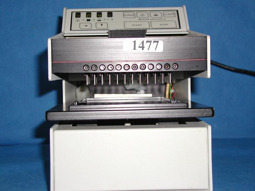 1477: DynaTech UltarWash II With Vacuum Pressure Unit, MicroPlate Reader / Washer, Dynatech Labs