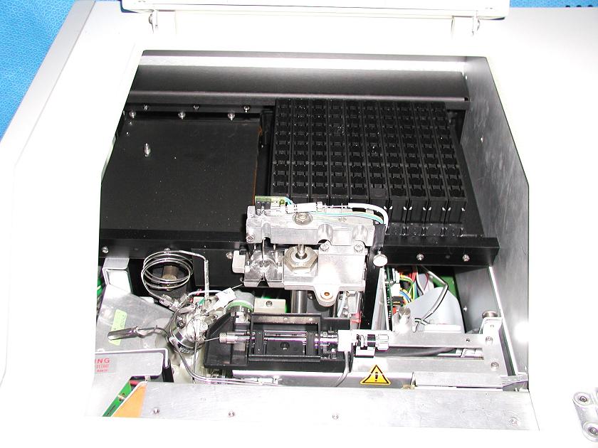 1665: HP 1090 Liquid Chromatograph Series II, HPLC / FPLC, HP Hewlett Packard