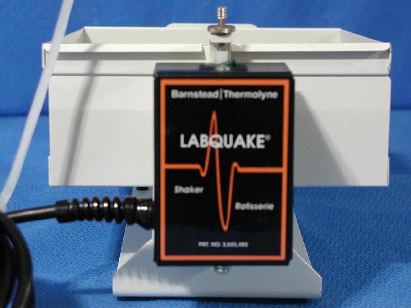 1548: Thermolyne Labquake, Shaker / Rotator / Mixer / Vortexer, Branstead  Thermolyne
