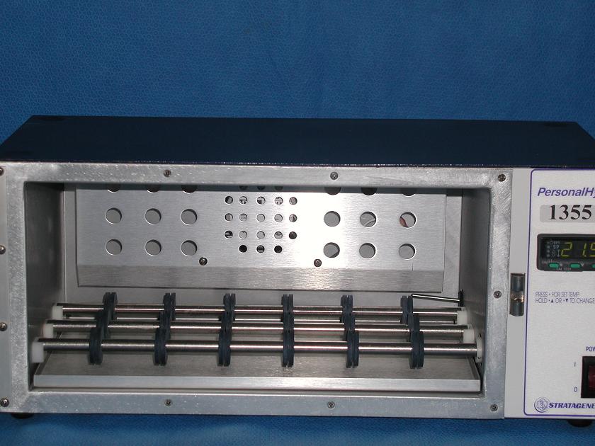 1355: Stratagene Hybridization Oven, Incubator / Oven, Stratagene