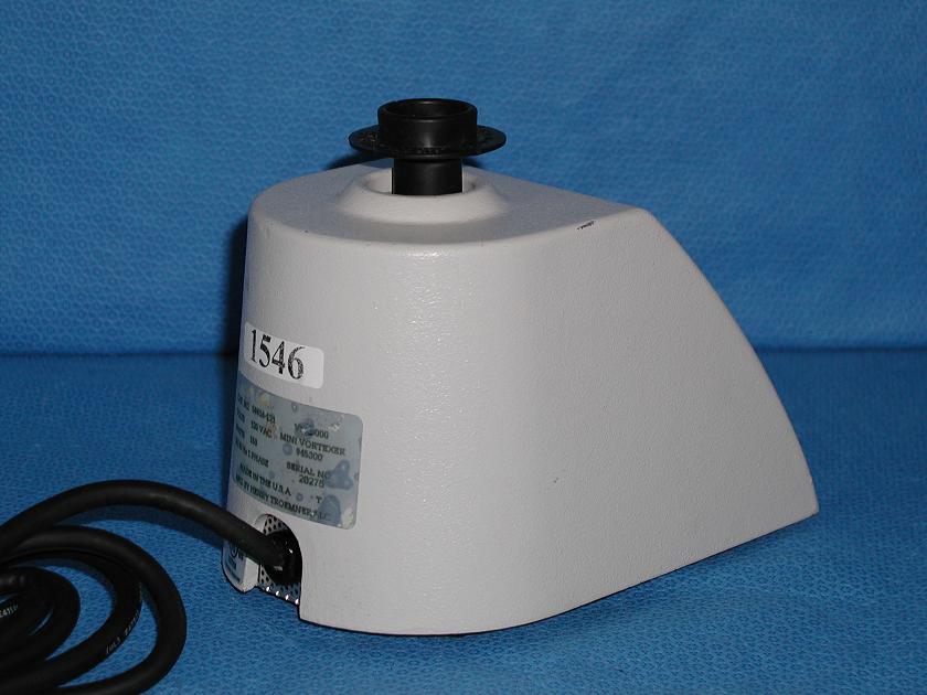 1546: VWR Mini Vortexer, Shaker / Rotator / Mixer / Vortexer, VWR Scientific