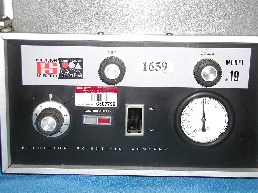 1659: Precision Thelco Vacuum Oven, Incubator / Oven, Precision Scientific