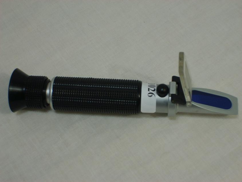 1026: Allab Portable Salinity Refractometer, Blood Gas / Chemistry Analyzer, Allab