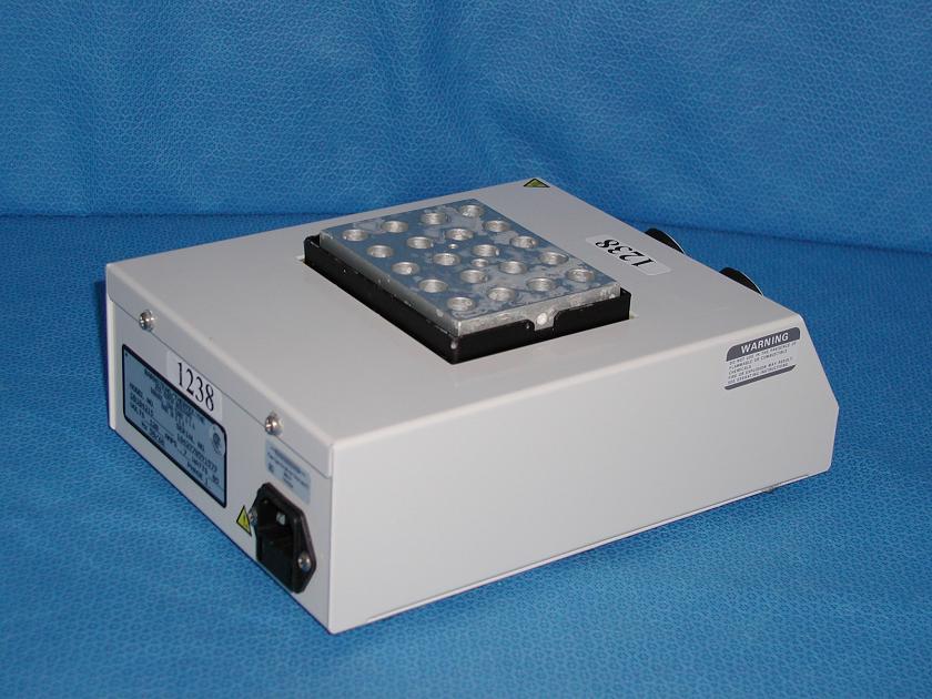 1238: Thermolyne Dry Bath, Stirrer / Heater, Branstead  Thermolyne