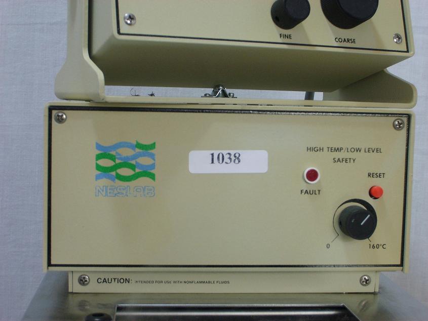 1038: Neslab RTE - 100 Refrigerated Bath Circulator, Water Bath / Circulator, Neslab Instrument
